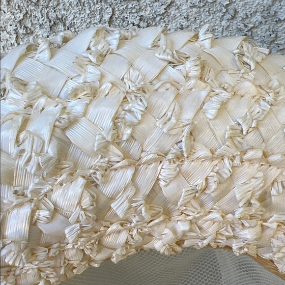 Elegant Cream Pleats Spring Straw Hat Mesh Detail XS 22” Head Union Made Vintage main image 7